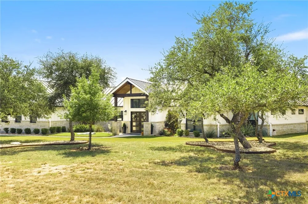 338 Morning Dew Drive Round Mountain, TX 78663