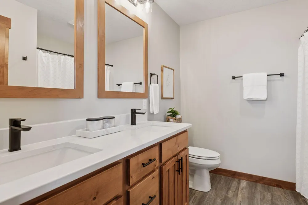 1635 75th Avenue Hammond, WI 54015