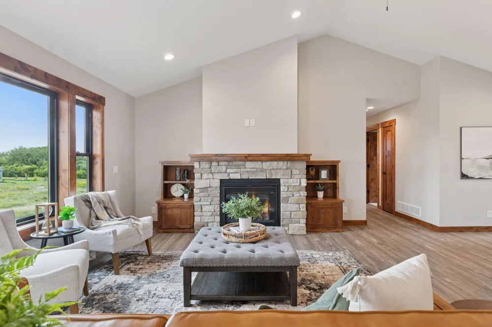 1635 75th Avenue Hammond, WI 54015