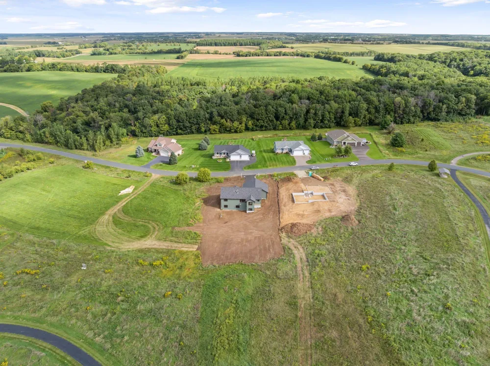 1635 75th Avenue Hammond, WI 54015