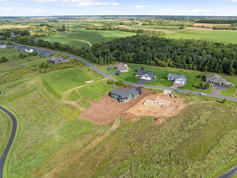 1635 75th Avenue Hammond, WI 54015