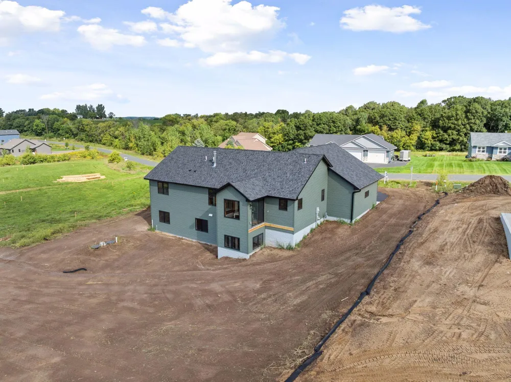 1635 75th Avenue Hammond, WI 54015