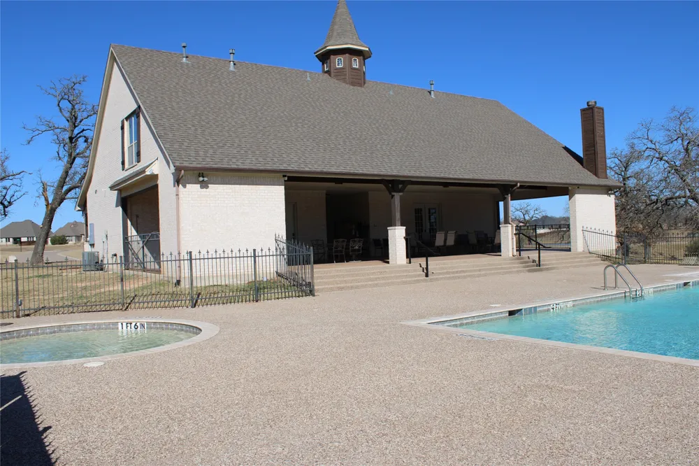 117 Heritage Drive Boyd, TX 76023