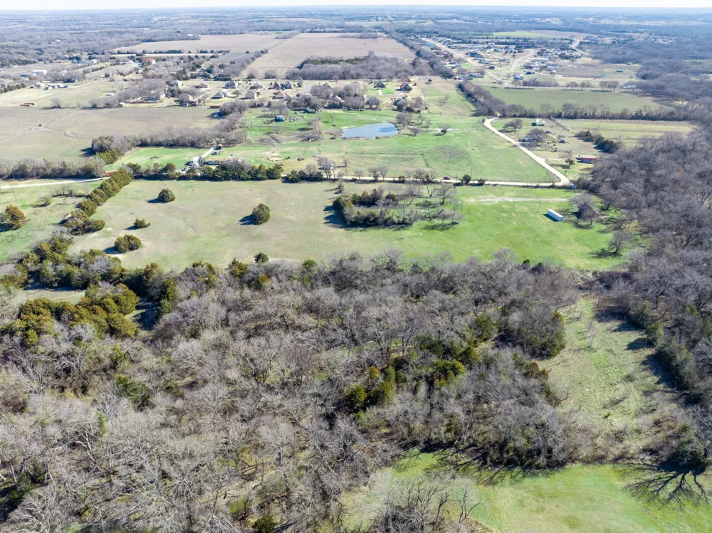 6950 County Road 995 McKinney, TX 75071