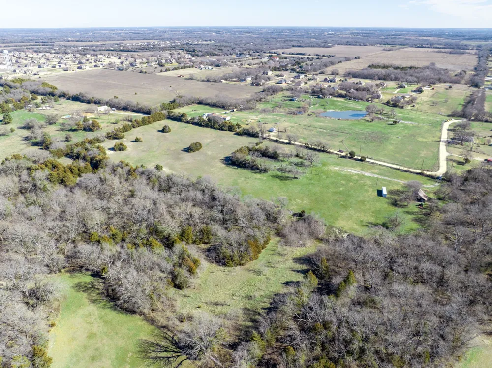 6950 County Road 995 McKinney, TX 75071