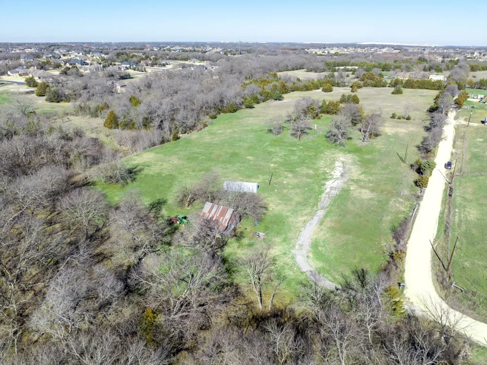 6950 County Road 995 McKinney, TX 75071