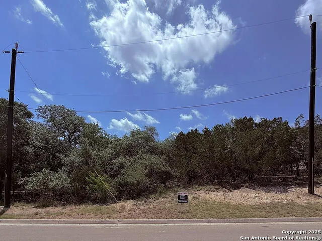 7820 VENTURA BOULEVARD Selma, TX 78154