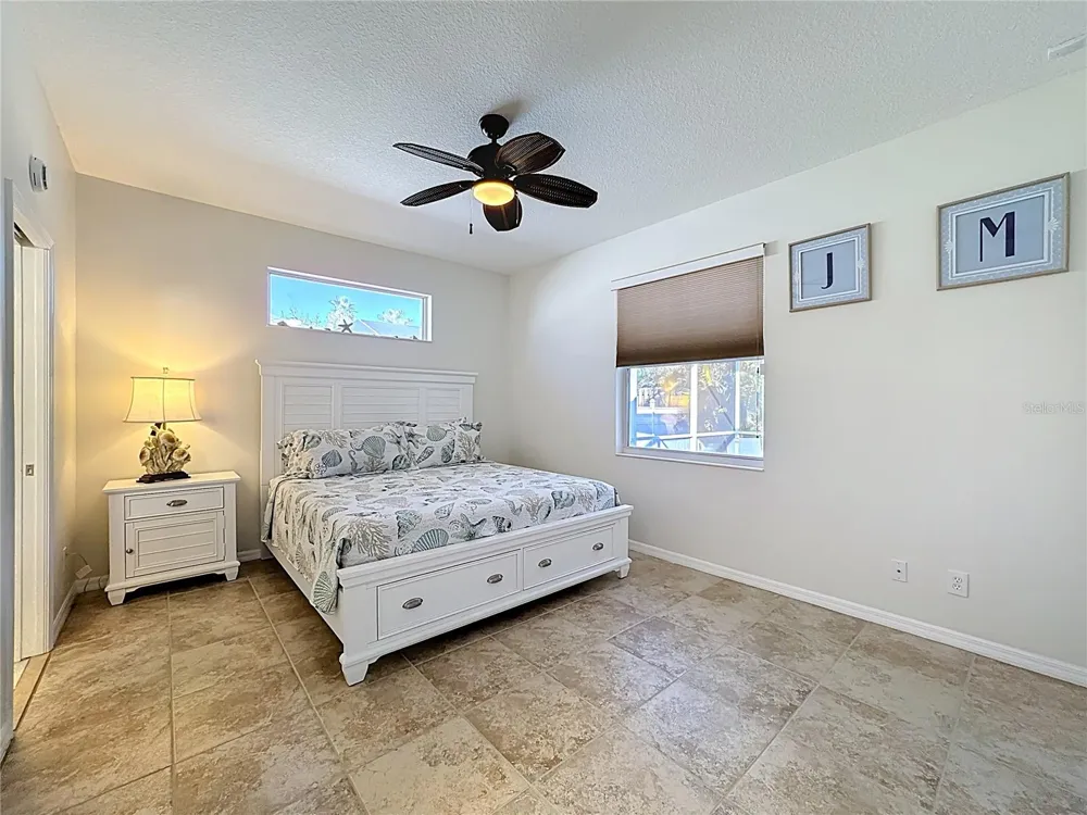 5376 LEVI LANE Sarasota, FL 34233