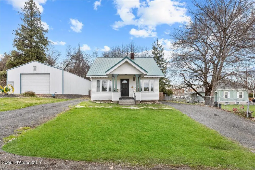 315 S 5th Street St. Maries, ID 83861