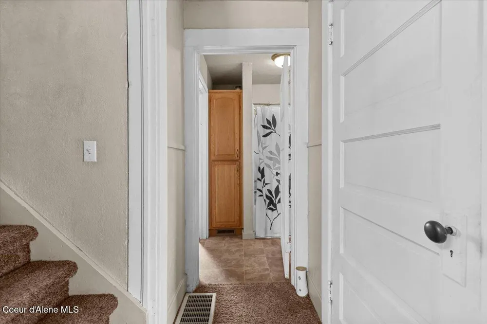 315 S 5th Street St. Maries, ID 83861