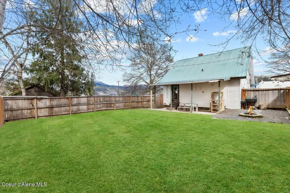 315 S 5th Street St. Maries, ID 83861
