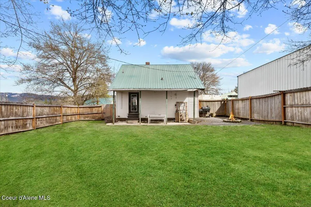 315 S 5th Street St. Maries, ID 83861