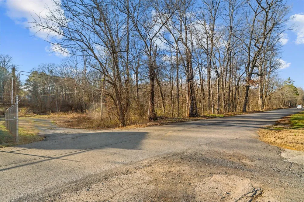 Cherokee Drive Dalton, GA 30721