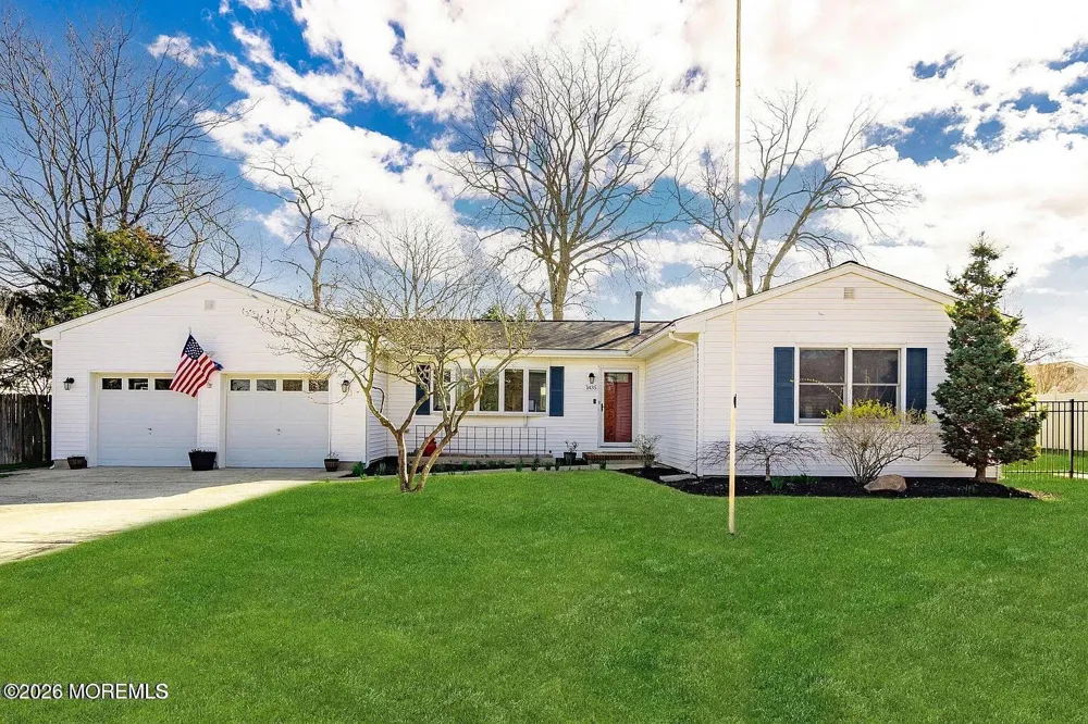 1435 Flintoft Avenue