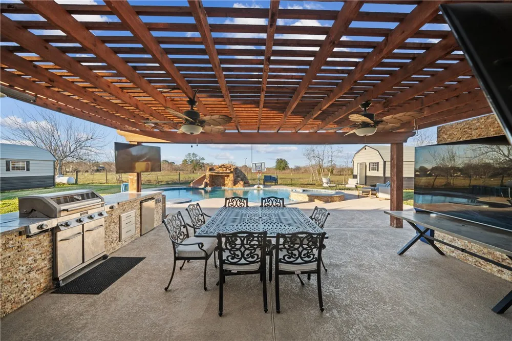 43910 Highway 290 Business Prairie View, TX 77484