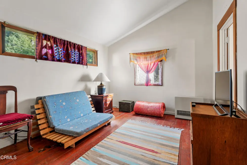 10250 Nichols Lane Mendocino, CA 95460