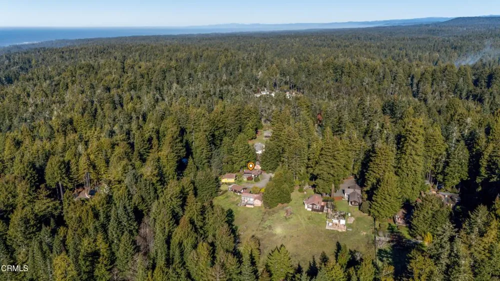 10250 Nichols Lane Mendocino, CA 95460