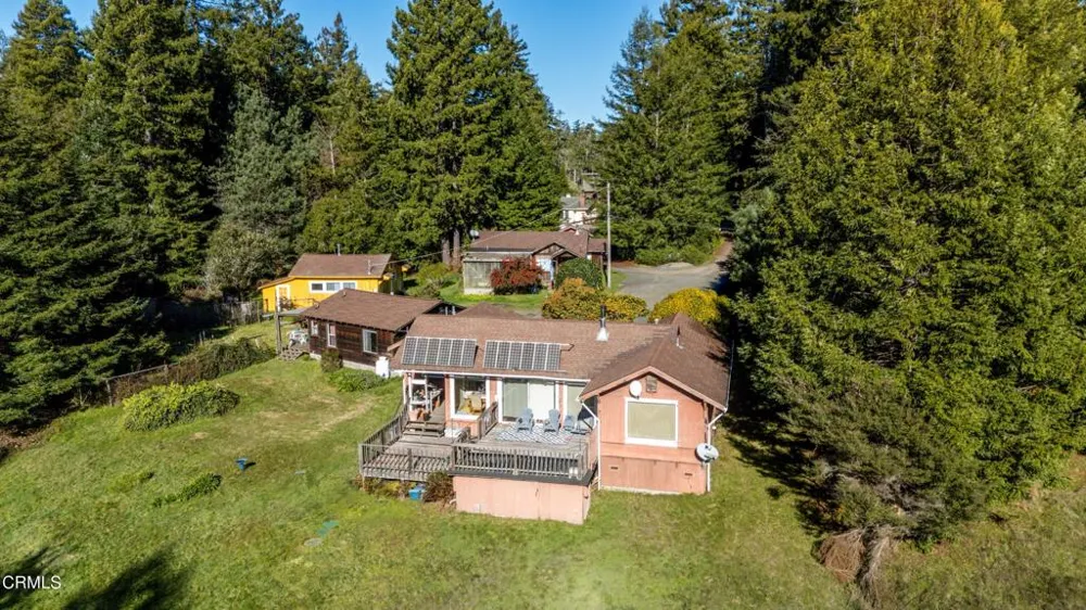 10250 Nichols Lane Mendocino, CA 95460