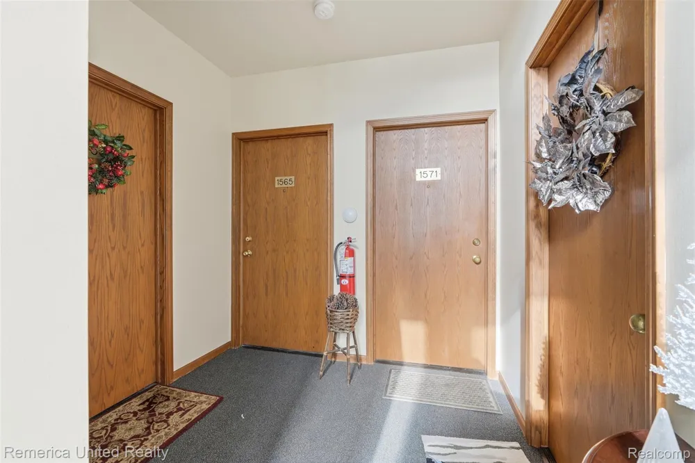 1571 Shoemaker Drive