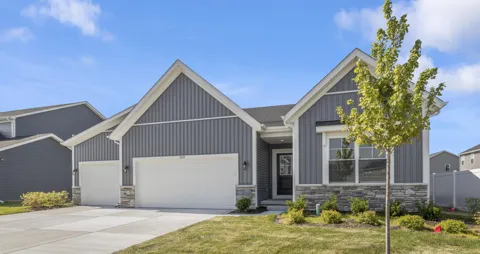 5337 Red Rock Lane