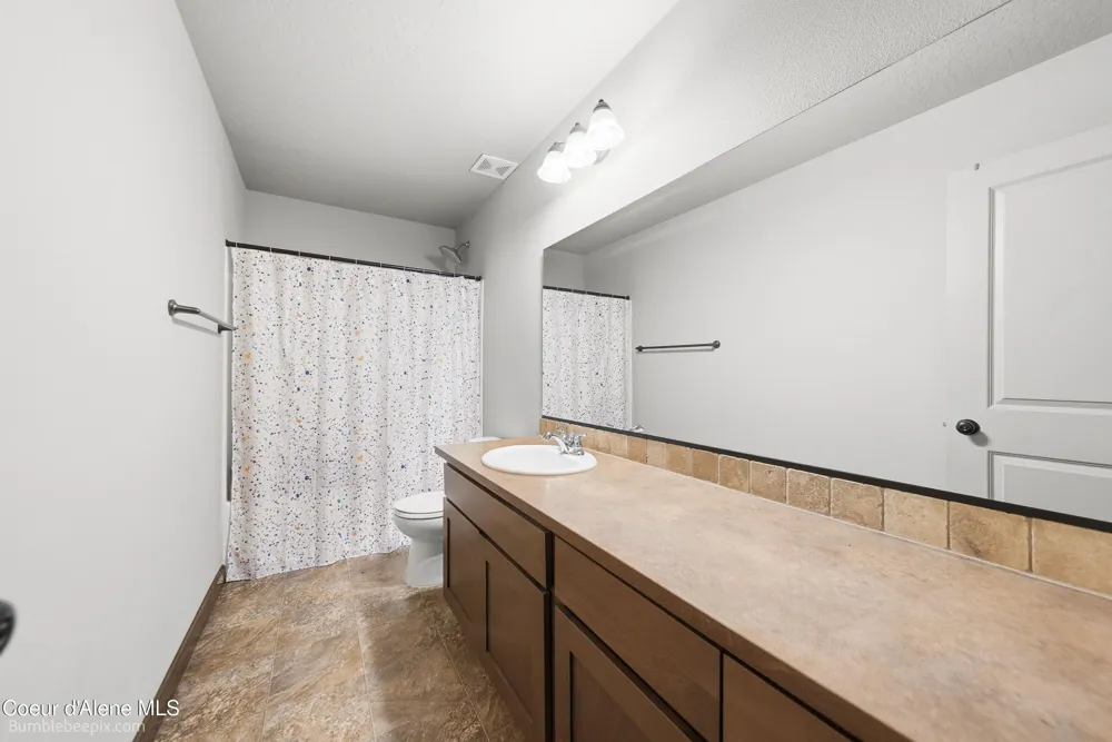 3250 Durrow Loop Post Falls, ID 83854