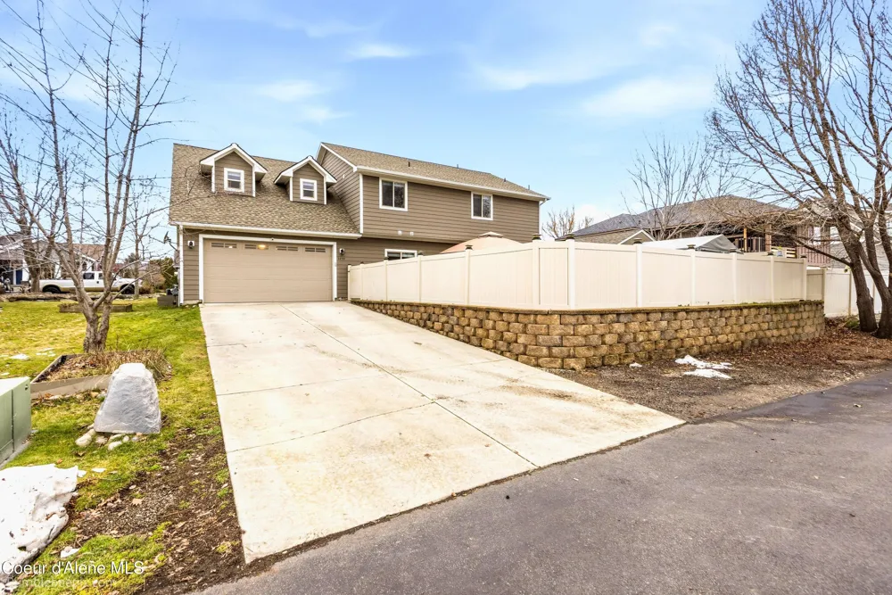 3250 Durrow Loop Post Falls, ID 83854