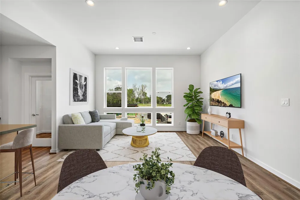 1117 Highland Square Lane