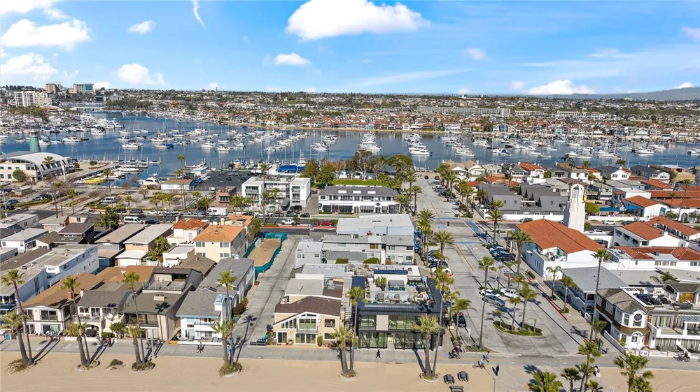 1504 W Oceanfront #5 Newport Beach, CA 92663