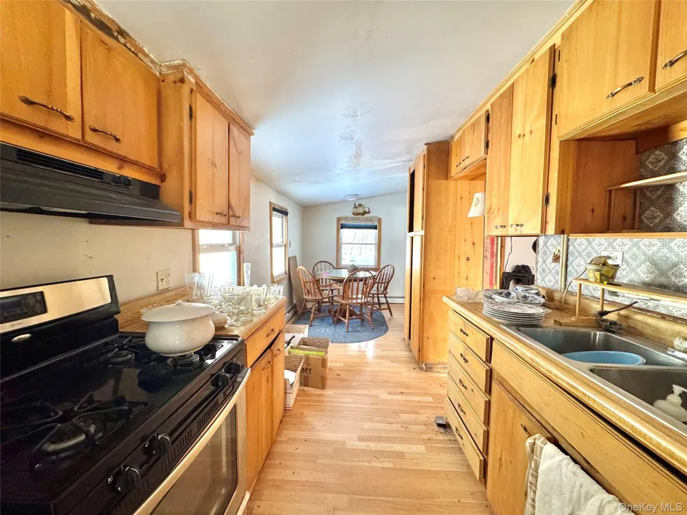 40 Potic Creek Road Call Listing Agent, NY 12051