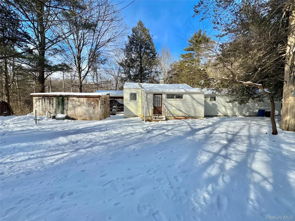 40 Potic Creek Road Call Listing Agent, NY 12051