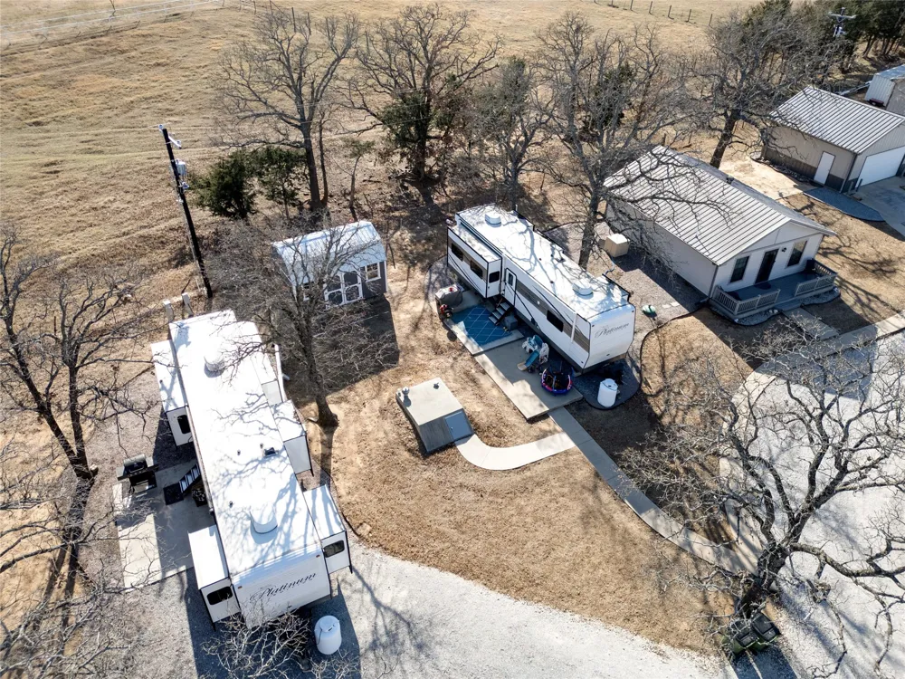 11776 E US Highway 82 Whitesboro, TX 76273