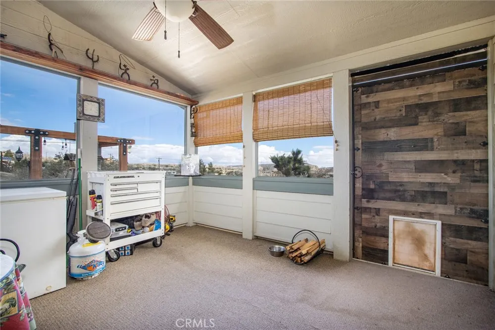 2863 Ox Yoke Pioneertown, CA 92268