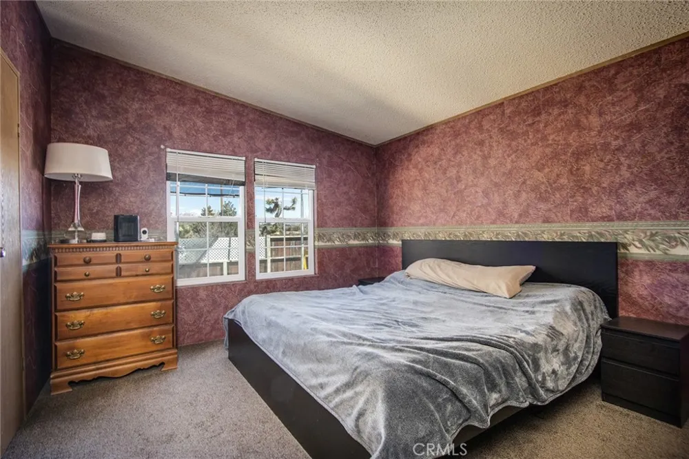 2863 Ox Yoke Pioneertown, CA 92268