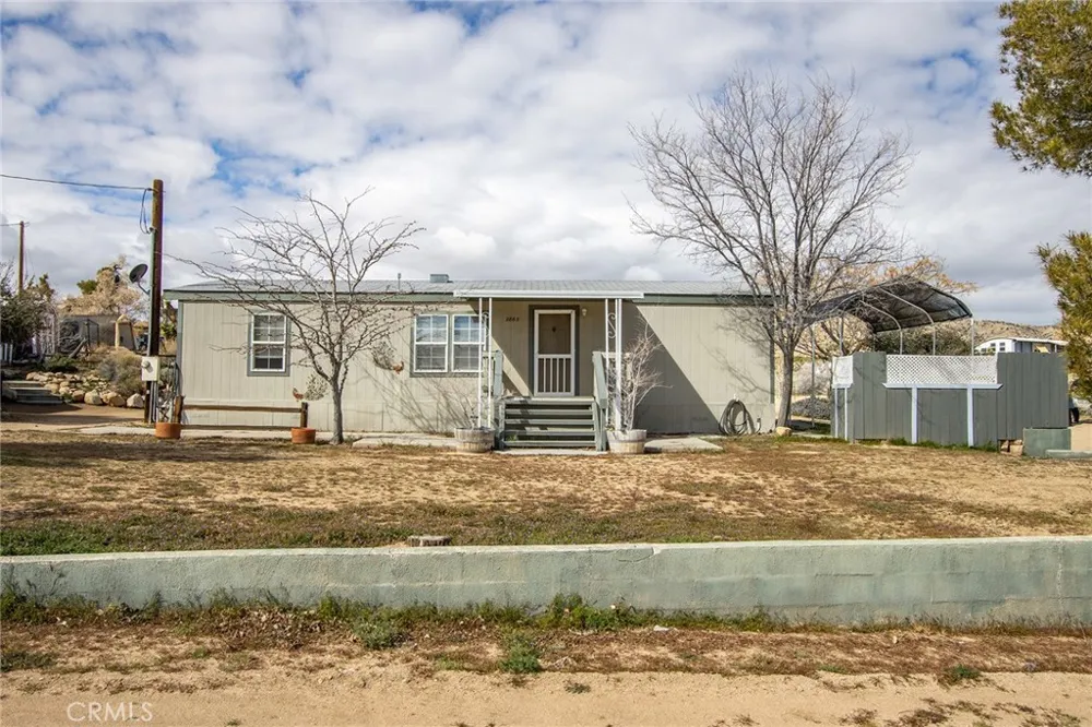 2863 Ox Yoke Pioneertown, CA 92268
