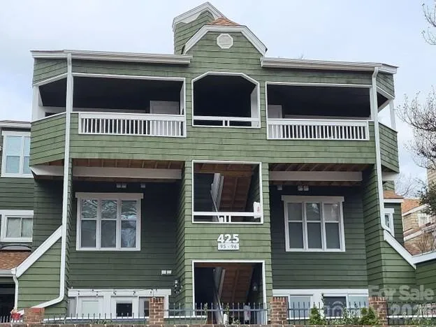 425 W 8th Street #95