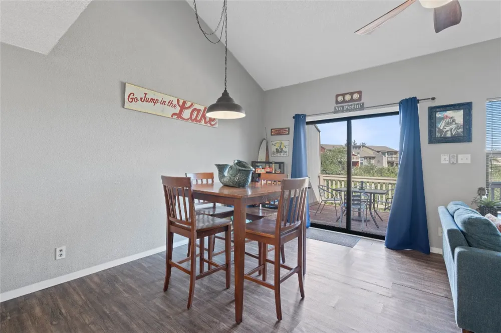 111 Comanche Point Point Venture, TX 78645