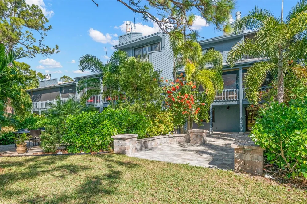 12 MARINER DRIVE #12 Tarpon Springs, FL 34689