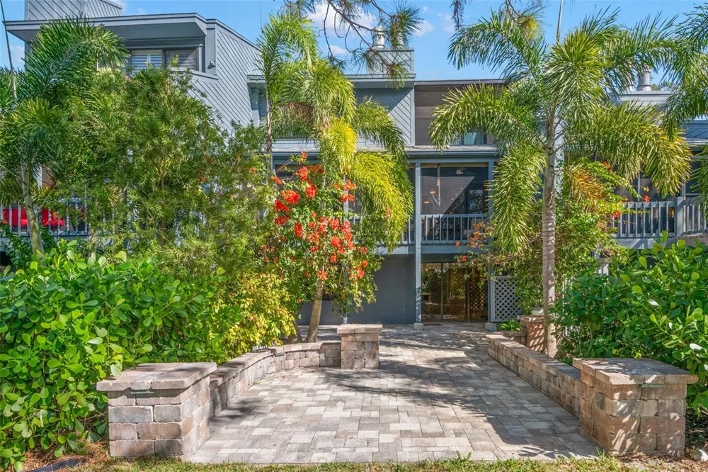 12 MARINER DRIVE #12 Tarpon Springs, FL 34689