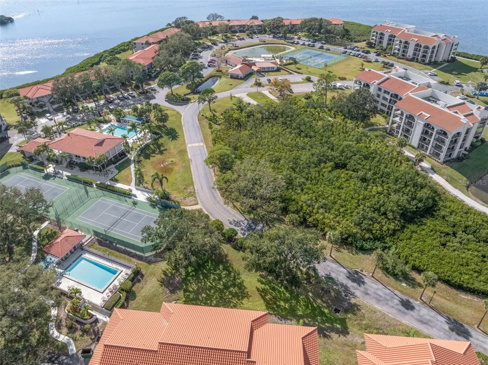 12 MARINER DRIVE #12 Tarpon Springs, FL 34689