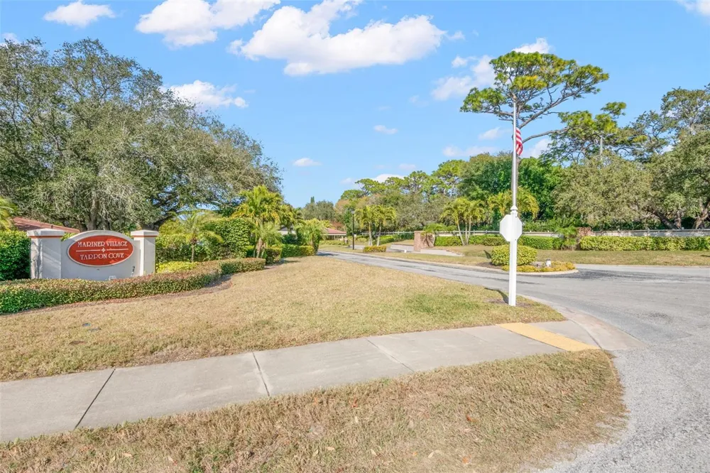 12 MARINER DRIVE #12 Tarpon Springs, FL 34689
