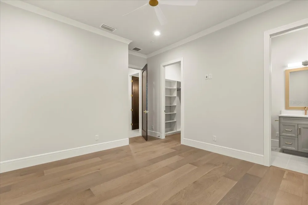 16001 VOLTERRA POINT Bella Collina, FL 34756