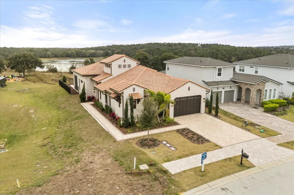 16001 VOLTERRA POINT Bella Collina, FL 34756