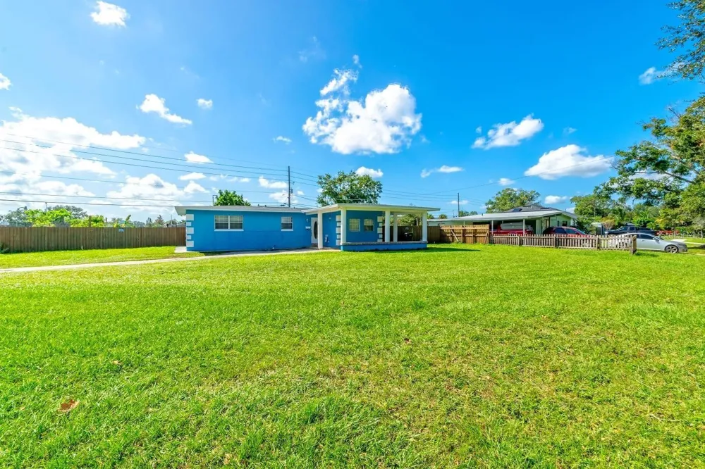 804 ENGEL DRIVE Orlando, FL 32807