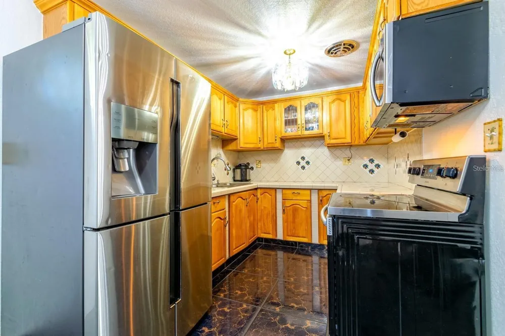 804 ENGEL DRIVE Orlando, FL 32807