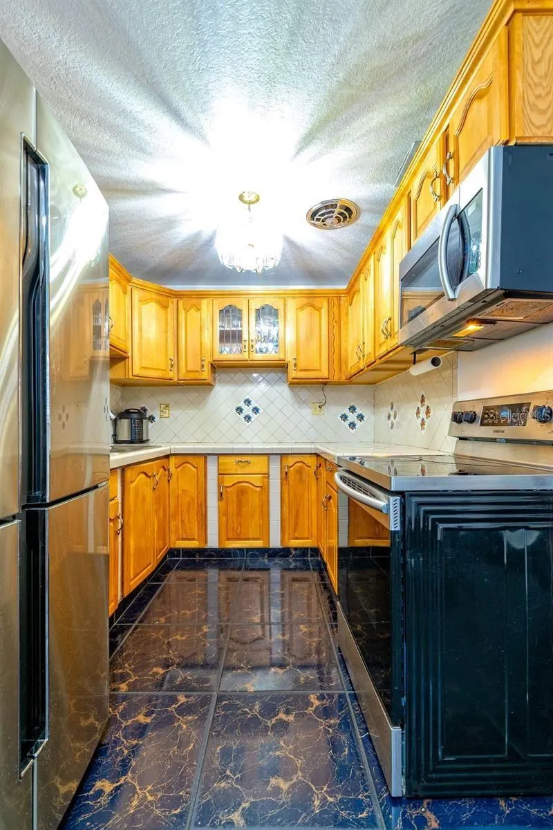 804 ENGEL DRIVE Orlando, FL 32807