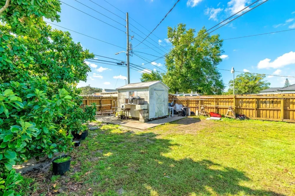 804 ENGEL DRIVE Orlando, FL 32807
