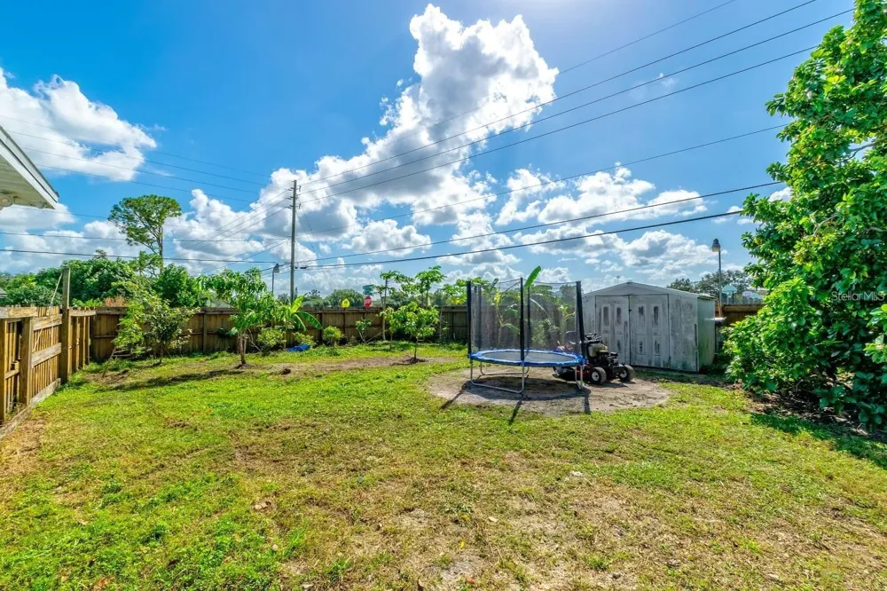 804 ENGEL DRIVE Orlando, FL 32807