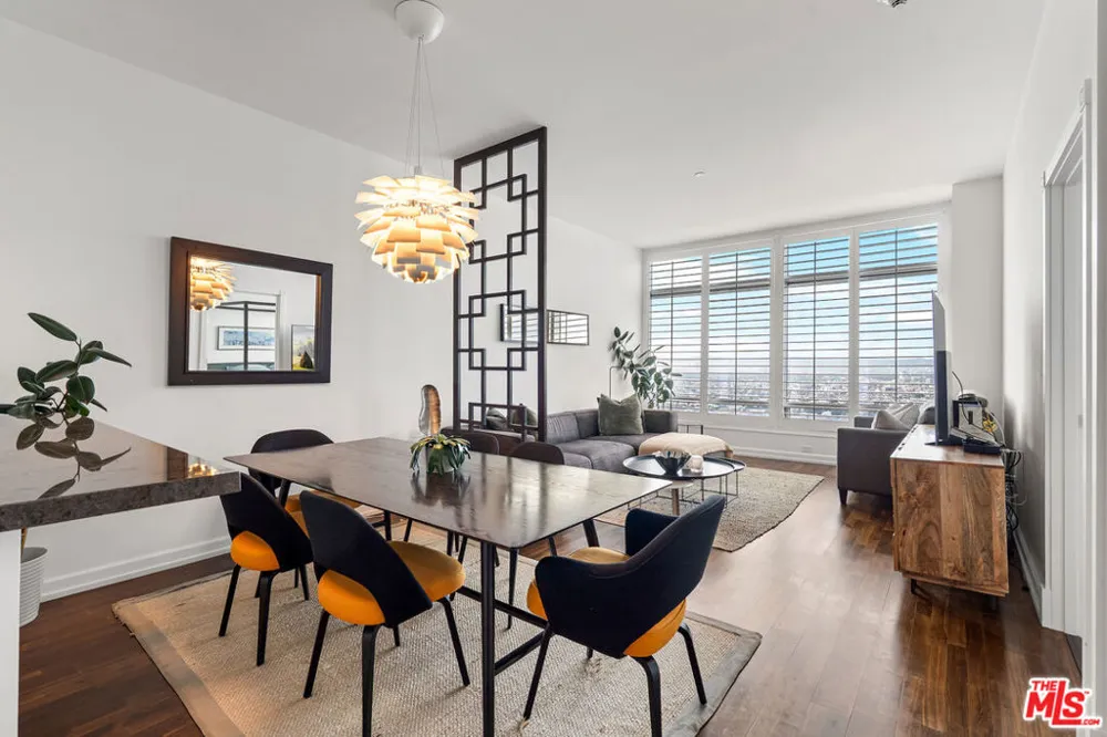 900 W Olympic Boulevard #36F