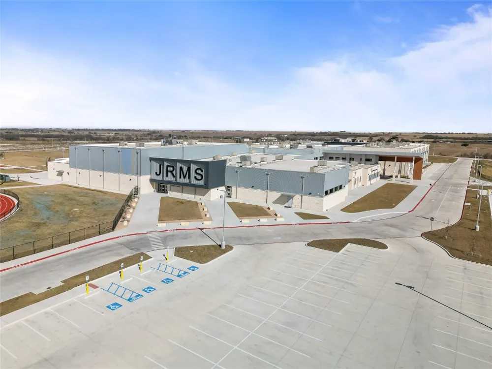 1351 E FM 487 Jarrell, TX 76537