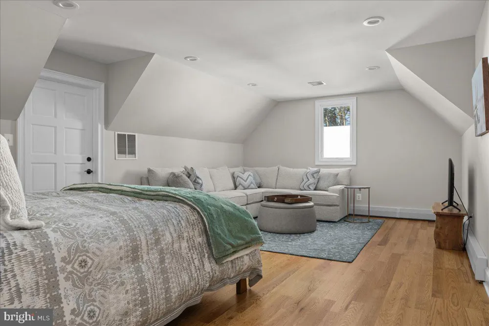 2 CEDAR LANE Erwinna, PA 18920